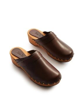 Lisa B Low Heel Leather Clog Mules- Brown